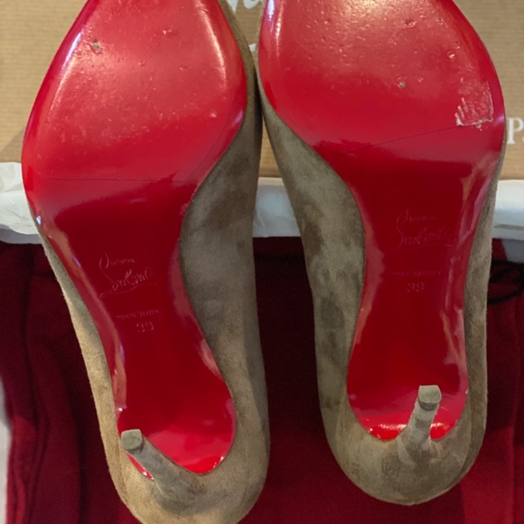 Christian Louboutin pumps - Picture 2 of 3